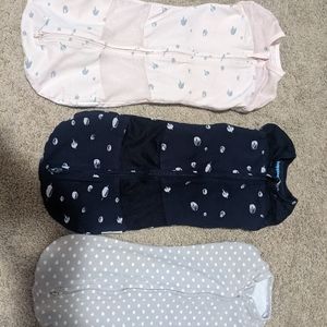 Set of 3 happiest baby small swaddles
